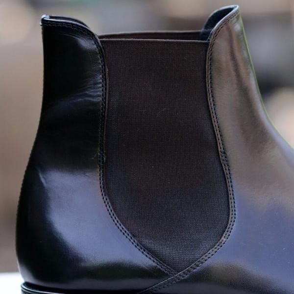 Black Chelsea Dip Toe Leather Boots